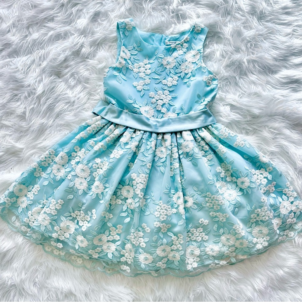 Girls puffy dress